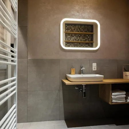Schnorrenberg, Wellness & Nature Appartamento *