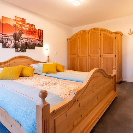 Schnorrenberg, Wellness & Nature شقة *