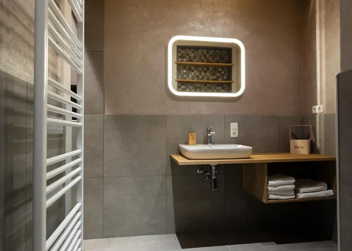 Schnorrenberg, Wellness & Nature 公寓 *