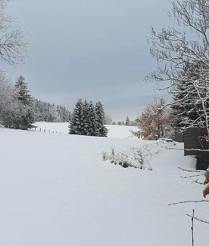 Schnorrenberg, Wellness & Nature 公寓